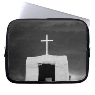 Kreuz auf der ältesten Kirche, San Miguel, Santa  Laptopschutzhülle