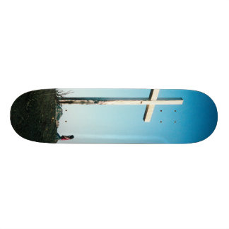 Kreuz durch Dan Monick Skateboard