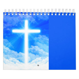 Kreuz von hellem kundengerechtem christlichem kalender