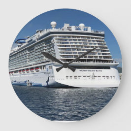 Kreuzfahrt auf der norwegischen Bliss großen Uhr