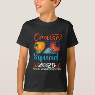 Kreuzfahrt-Truppe 2025 Freunde Familie Urlaub Pass T-Shirt