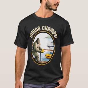 Kreuzfahrtenten und Bigfoot-Versteckchampions habe T-Shirt