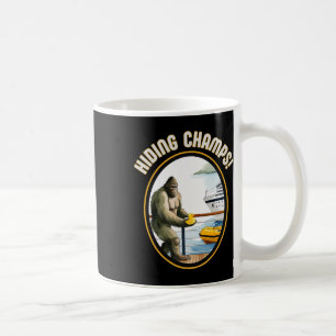 Kreuzfahrtenten und Bigfoot-Versteckchampions sind Kaffeetasse