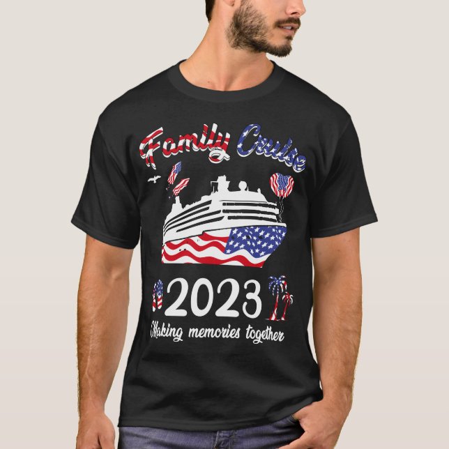 Kreuzfahrtschiff 2023 4. Juli T-Shirt (Vorderseite)