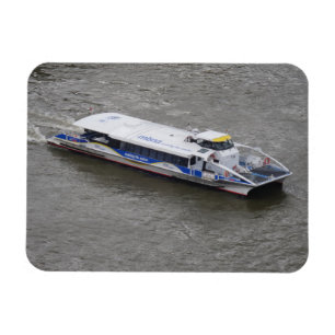 Kreuzfahrtschiff an der Themse 3"x4" Magnet