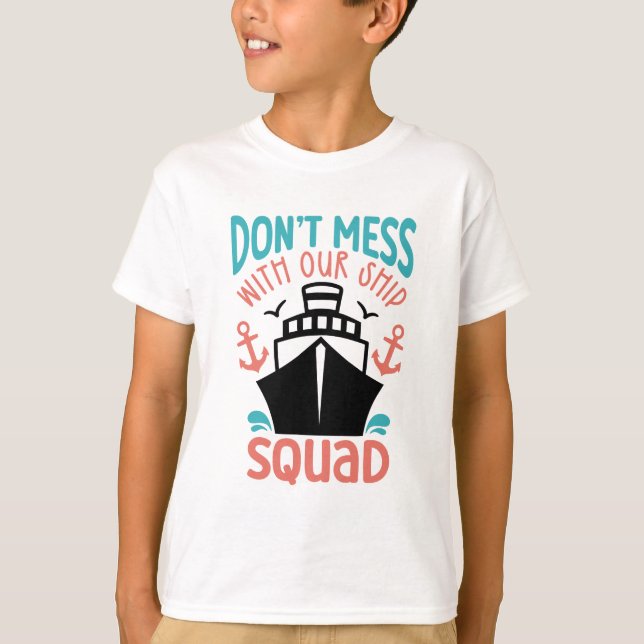 Kreuzfahrtschiff Familienurlaub T-Shirt (Vorderseite)