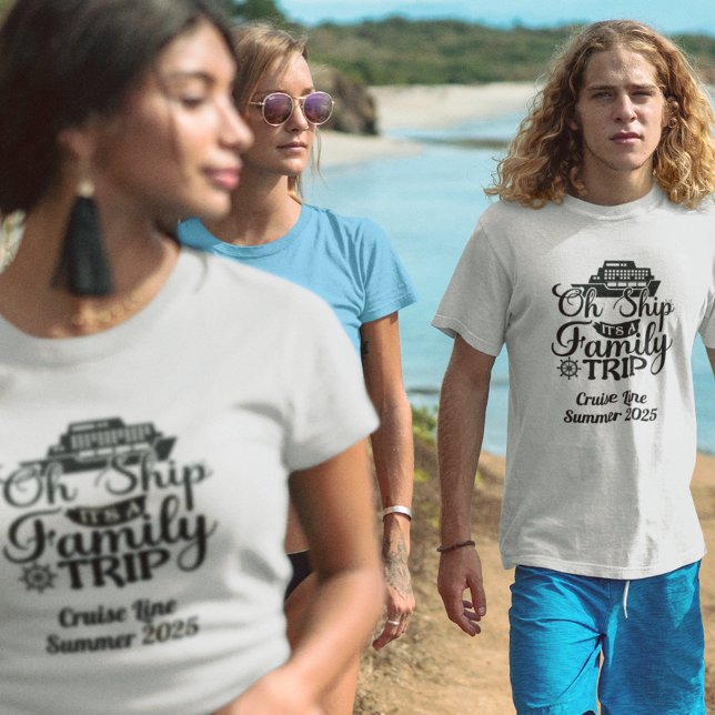 Kreuzfahrtschiff für Familien T-Shirt (Von Creator hochgeladen)