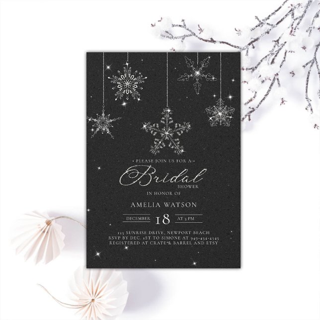 Kristall Snowflakes Schwarz-weißes Brautparty Einladung (rhinestones bridal shower invitation glitter snowflakes black white modern festive classy sparkle)