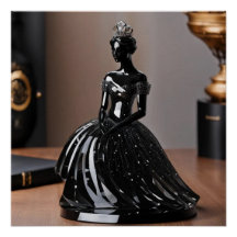 Kristallglasprinzessin mit schwarzem Kleid