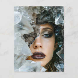 Kristallmaske Frau mit Mineralkristallen Feiertagspostkarte