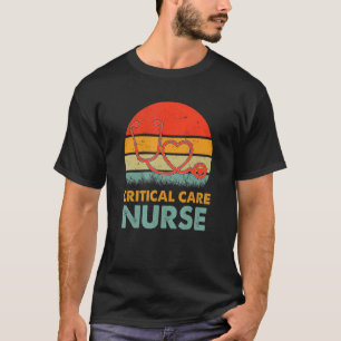 Kritische Pflege Krankenschwester Retro Liebe Herz T-Shirt