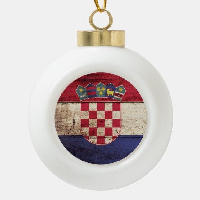 Kroatien-Flagge auf altem hölzernem Korn Keramik Kugel-Ornament (Vorderseite)