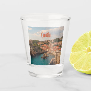 Kroatien Südosteuropa Zagreb Schnapsglas