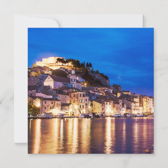 kroatische Stadt Sibenik in der Nacht (Vorderseite)