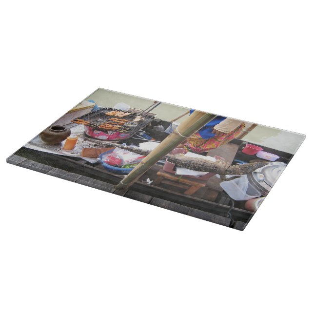 Krokodile Fleisch GRILLEN ... Thailand Street Food Schneidebrett (Ecke)