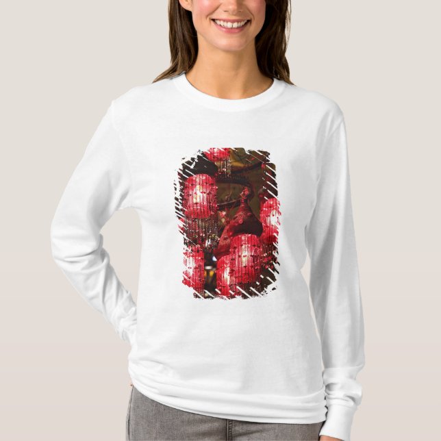 Kronleuchter zum Verkauf, Khan el Khalili Bazaar, T-Shirt (Vorderseite)