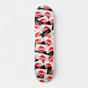 Krystal packt Skateboard ein