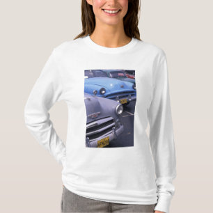 Kuba, Havanna. Klassische Autos aus den 1950er Jah T-Shirt