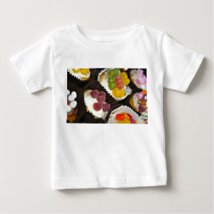 Kuchenzusammenstellung Baby-T-Shirt Baby T-shirt