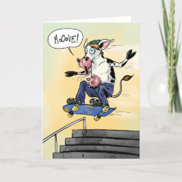 Kuh auf einem Skateboard brüllt Dankeskarte
