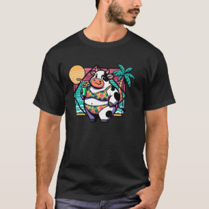Kuh im Badeanzug mit Getränk am Sonnenuntergangsst T-Shirt