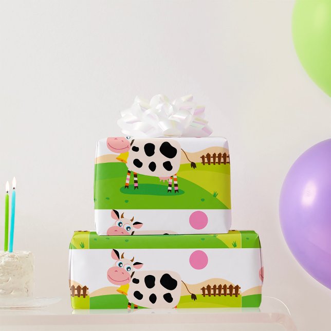 Kuh in einem Umreifungspapier Geschenkpapier (Von Creator hochgeladen)