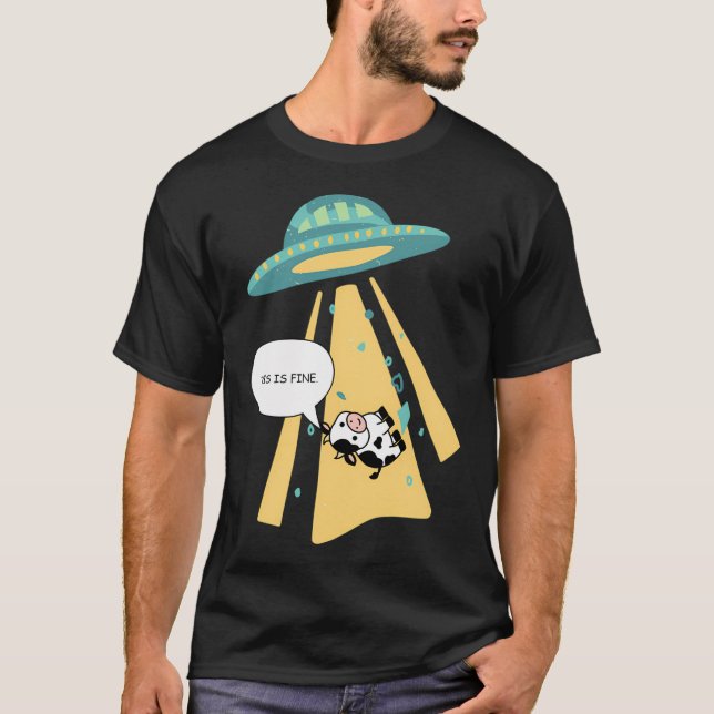 Kuh wird von Außerirdischen entführt T-Shirt (Vorderseite)