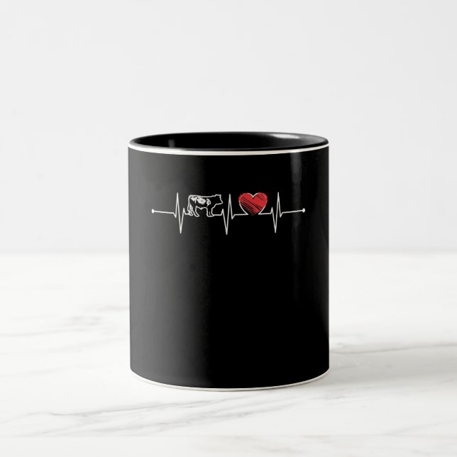 Kuhgeschenk| Liebe Kuh Bauer Herzschlag Geschenk Zweifarbige Tasse (Mittel)
