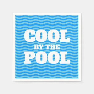 Kühl am Pool blaues Wasser wellige Linie Sommerpar Serviette