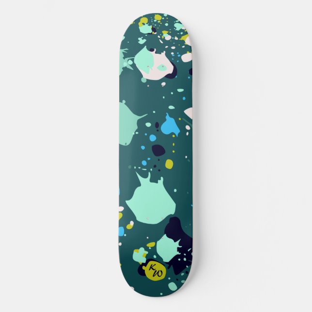 Kühle grüne farbenfrohe Mal-Splatter-Initialen Skateboard (Vorderseite)