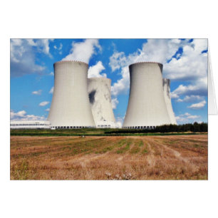 Kühltürme eines Nuklearen Powers