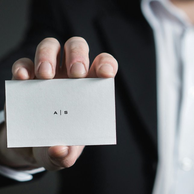 kühne Minimalistische Schlicht Moderne Beruflich Visitenkarte (Von Creator hochgeladen)