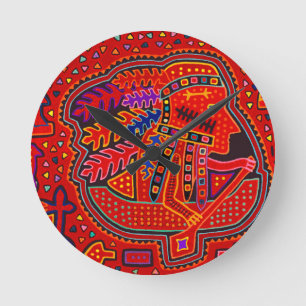 Kuna Indian Man in Canoe Runde Wanduhr