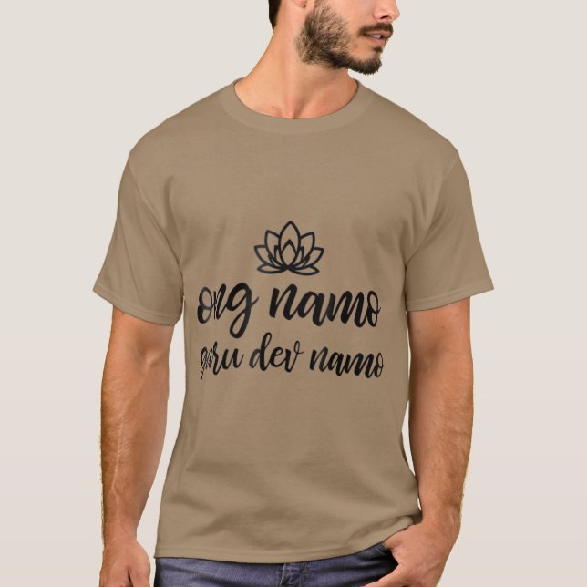 Kundalini Yoga Ong Namo Guru Dev Namo T-Shirt (Vorderseite)