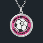 Kundenspezifische Fußball-Spieler Jersey Nummer Te Versilberte Kette<br><div class="desc">Custom Fußball-Spieler Jersey Nummer Team Name kleine Silver Plated Necklace. Personalisiertes Sportgeschenk für Fußballspieler,  Fan und Trainer. Rosa oder benutzerdefinierte Hintergrundfarbe. Sportliche Geschenke für Mädchen,  Schwester,  Tochter,  Enkelin,  Mutter,  Freund,  Teamkollege etc.</div>