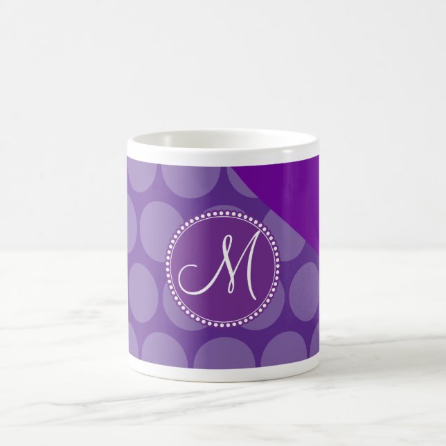 Kundenspezifische Monogramm-Initialen-lila Tasse (Mittel)