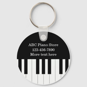 Kundenspezifische Schlüsselanhänger im Piano Store