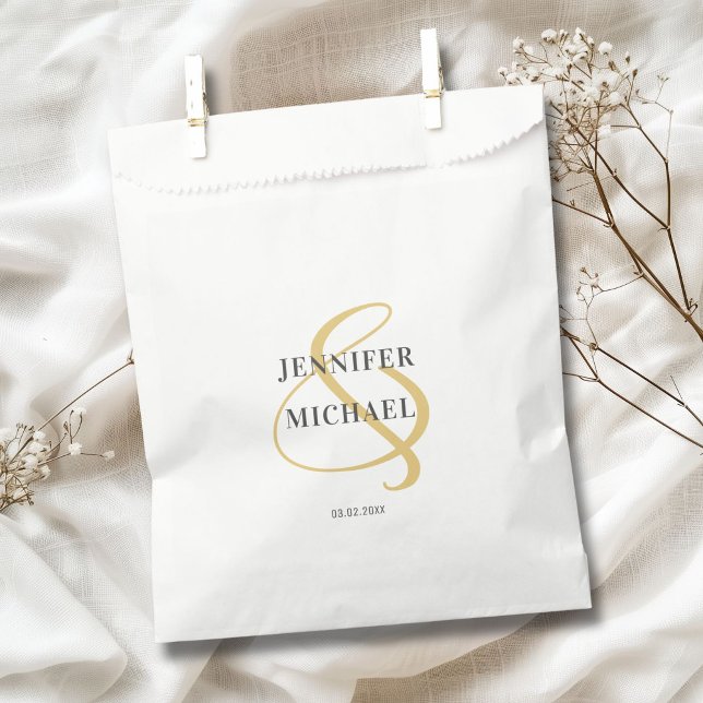 Kundenspezifisches Hochzeit Geschenktütchen (Customer-specific ampersand wedding gift favor bag with your name and date.)