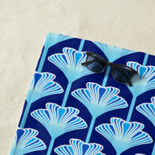 Kunst-Deko-Lilie, Kobalt-Blau, Aqua und Weiß Strandtuch