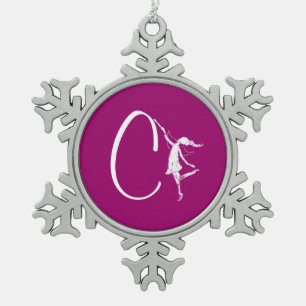 Kunst-Fee-Initiale: C Schneeflocken Zinn-Ornament