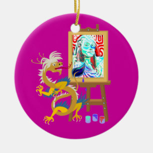 Künstlerdrache malt Ihr Porträt auf Verzierung Keramikornament