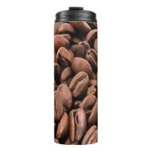 Künstlerisch geröstete Kaffeebohnen
