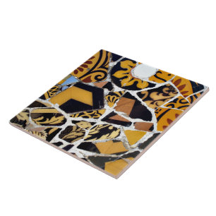 Künstlerische Collage von defektem Fliese-Brown Fliese