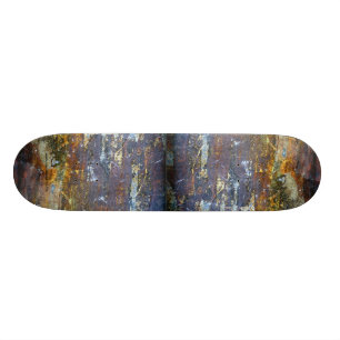 Künstlerische Grungy Wand Skateboard