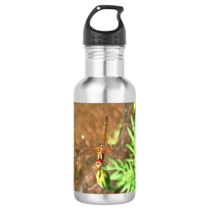 Künstlerische Libellenruhe auf einer Blume Trinkflasche