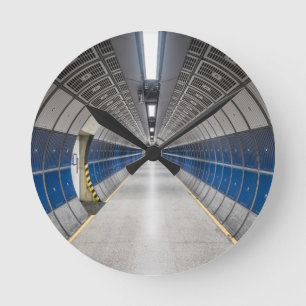 Künstlerische Perspektive Raum wie Uhr