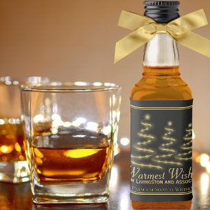 Künstlerische Weihnachtsbäume auf dem Schwarzen Ho Alkoholflaschenetikett