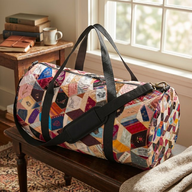 Künstlerischer Reisestil: Vintage Patchwork-Quilt Duffle Bag (Von Creator hochgeladen)