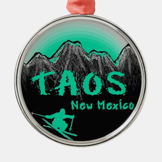 Künstlerischer Skifahrer Taos New Mexiko Ornament Aus Metall (Vorne)