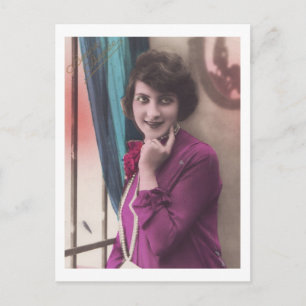 Kunstpostkarte einer Frau im Art Deco-Stil aus den Postkarte